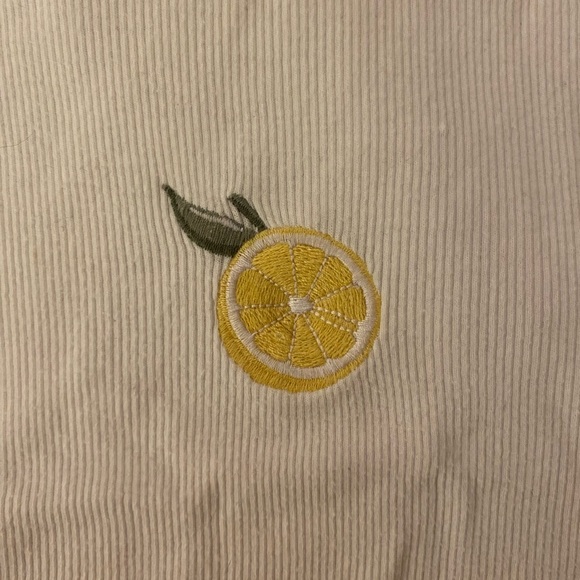 Hollister Baby Tee - Picture 4 of 4